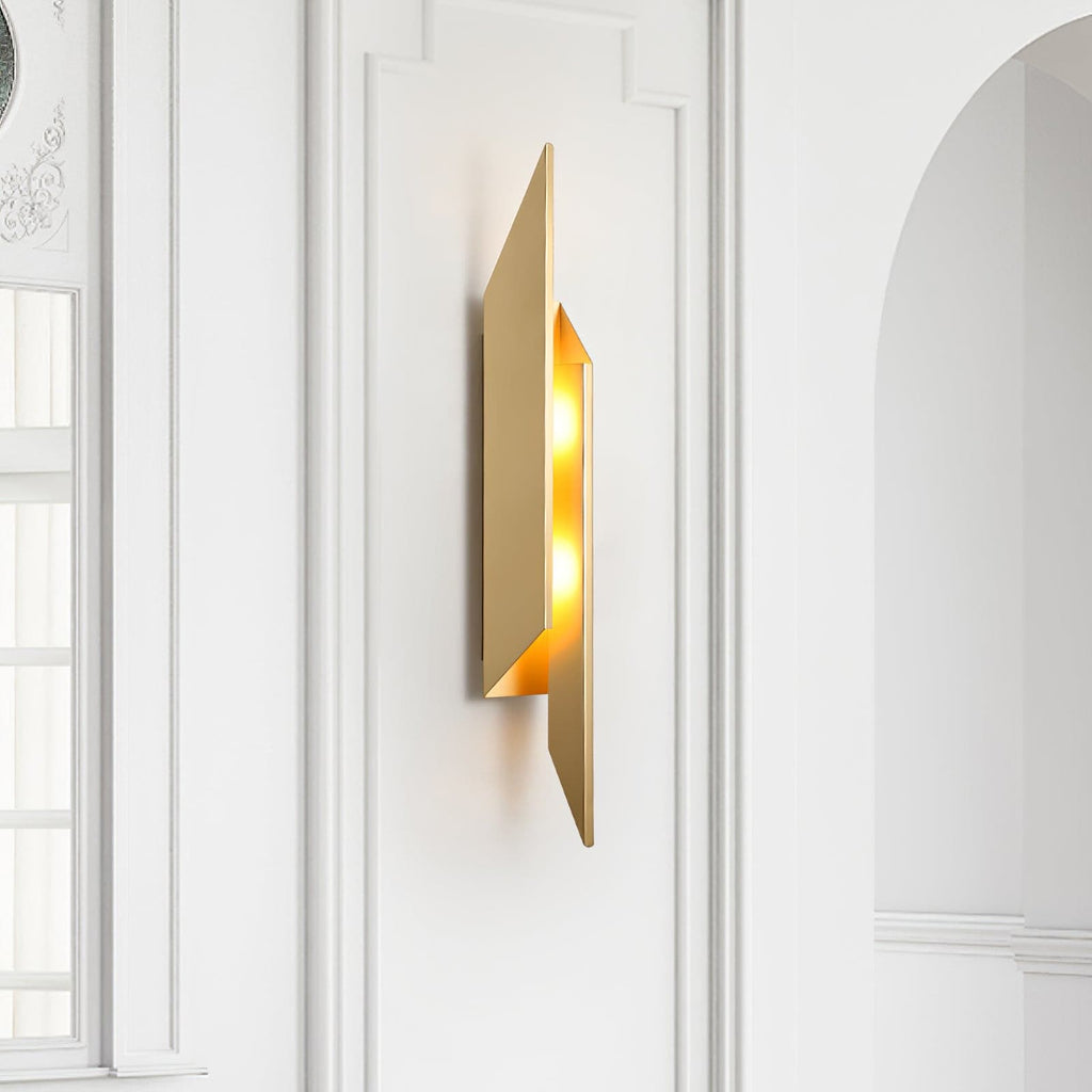 Minimalist Wall Lamp with Design Accent