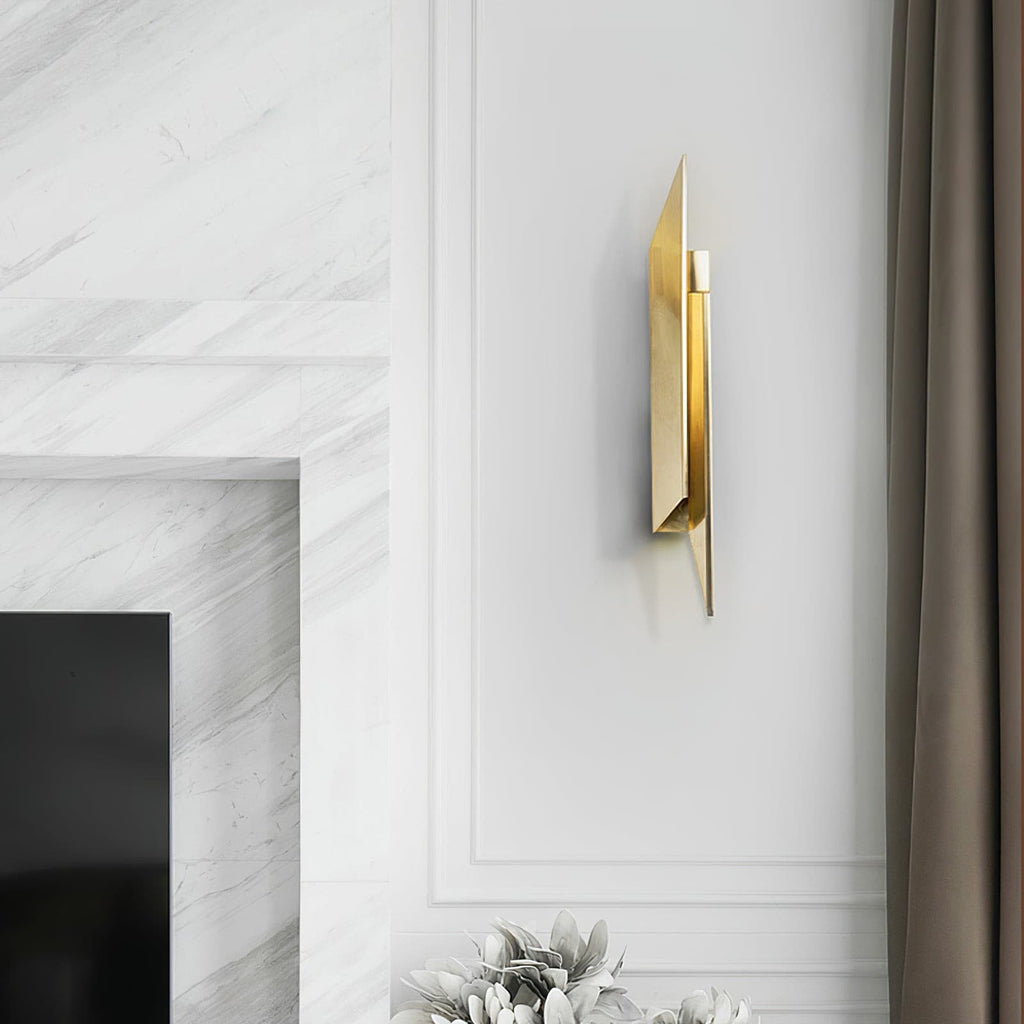 Minimalist Wall Lamp with Design Accent