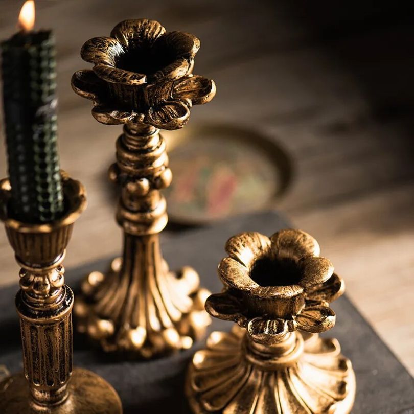 AuricGlow – Rustic Candle Holder with Elegant Luxury for a Timeless Look