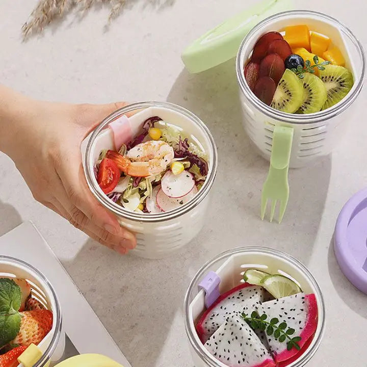 Fruit cup with sieve & fork – Leak-proof