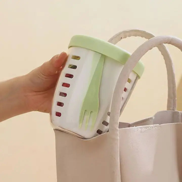 Fruit cup with sieve & fork – Leak-proof
