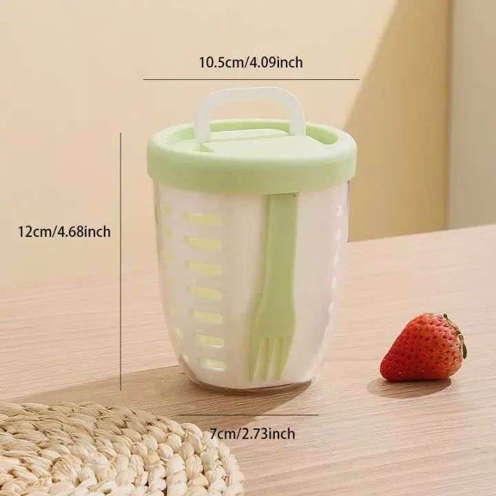 Fruit cup with sieve & fork – Leak-proof