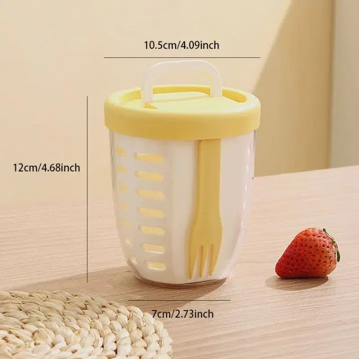 Fruit cup with sieve & fork – Leak-proof