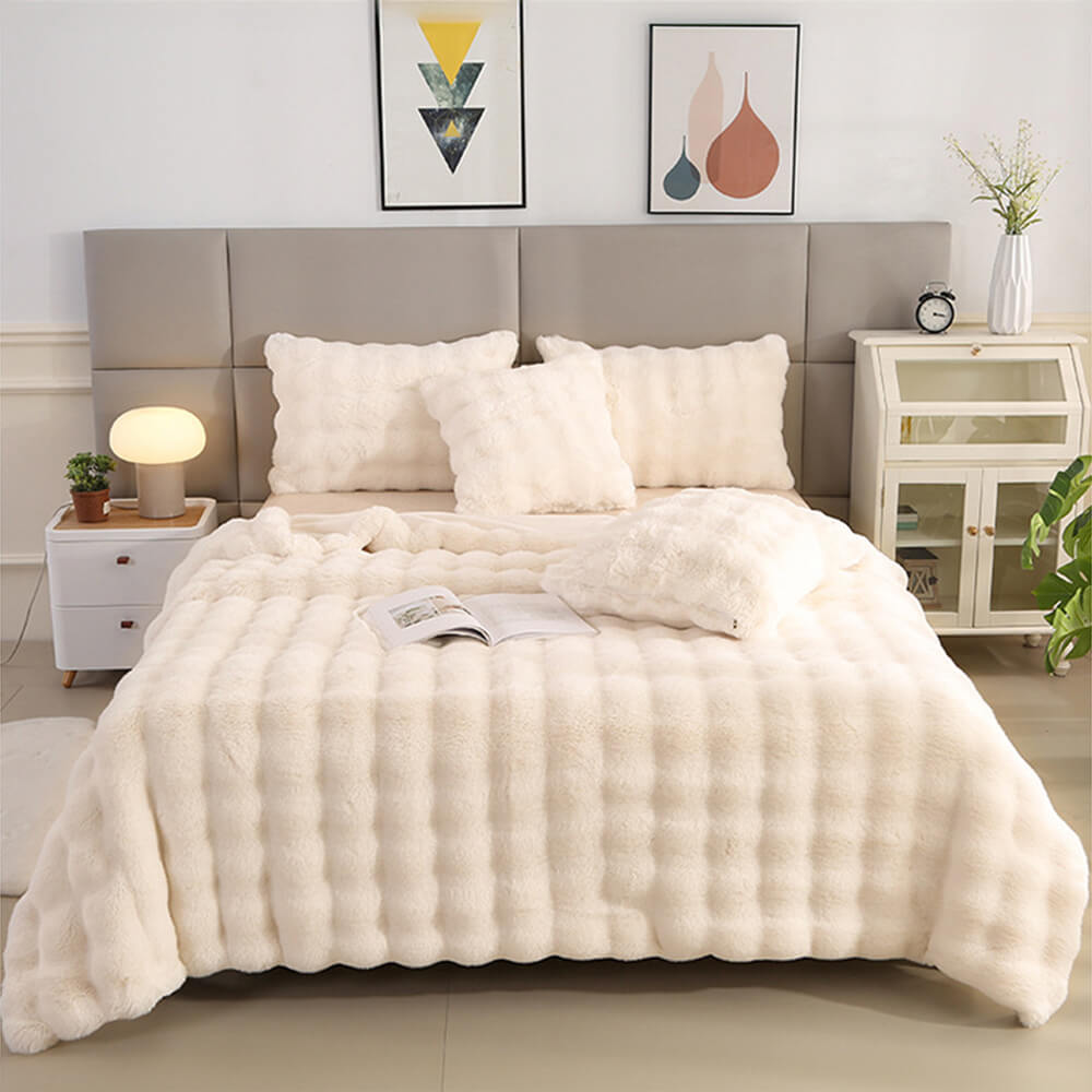 Premium Bubble Double Layer Thick Faux Rabbit Fur Blanket