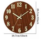 Stylische leuchtende digitale Wanduhr für das Schlafzimmer