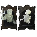 Spirit in the Mirror – Shining 3D wall decoration made of resin for mysterious spaces