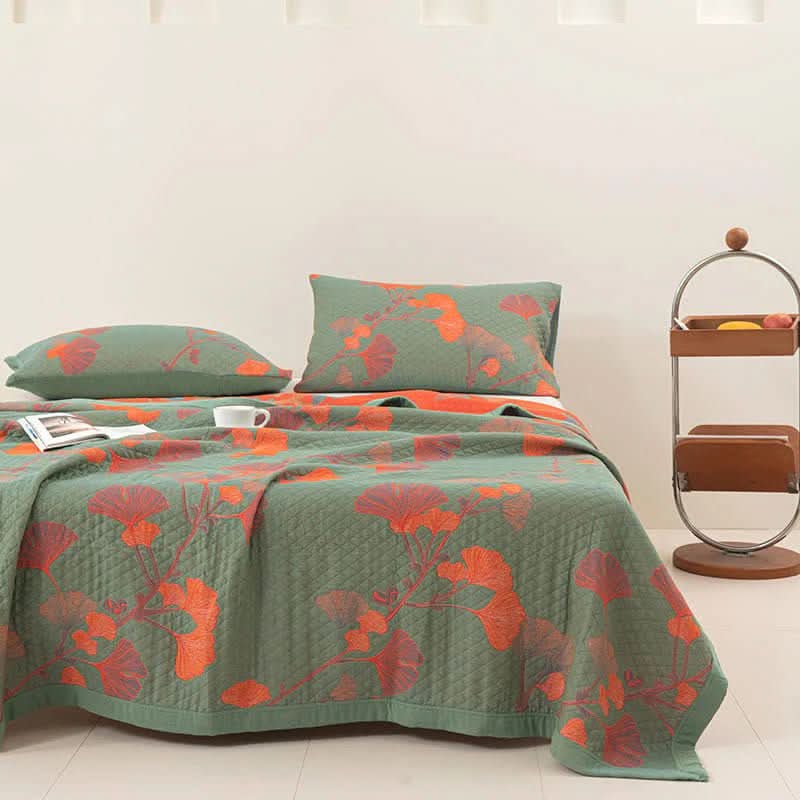 Cotton Bedding Set with Botanical Pattern