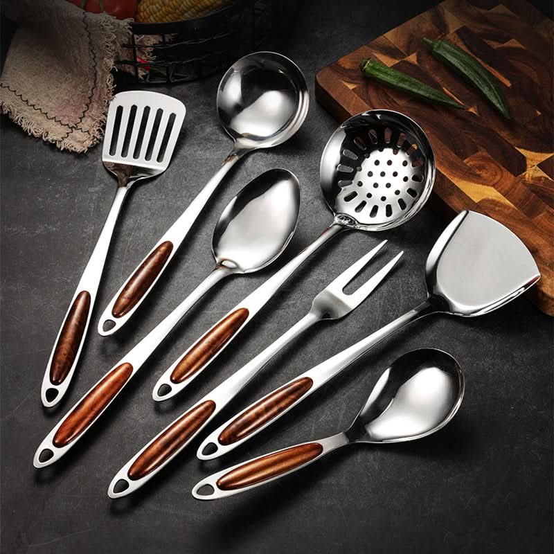 KitchenMaster – Premium kitchen utensil set made of stainless steel