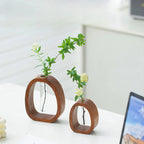 Glass vase made of solid wood – Elegant design for stylish decoration