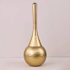 Elegant toilet brush in gold look for style, hygiene & luxury in the bathroom