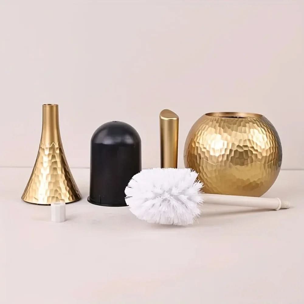 Elegant toilet brush in gold look for style, hygiene & luxury in the bathroom