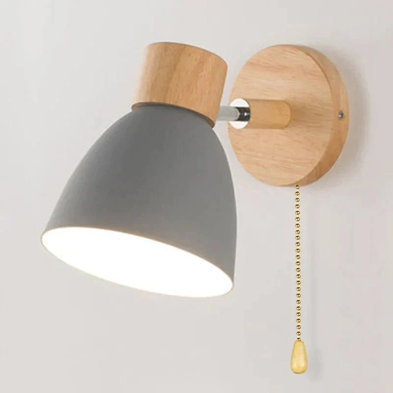 Elegant wooden wall lamp - Modern and warm design