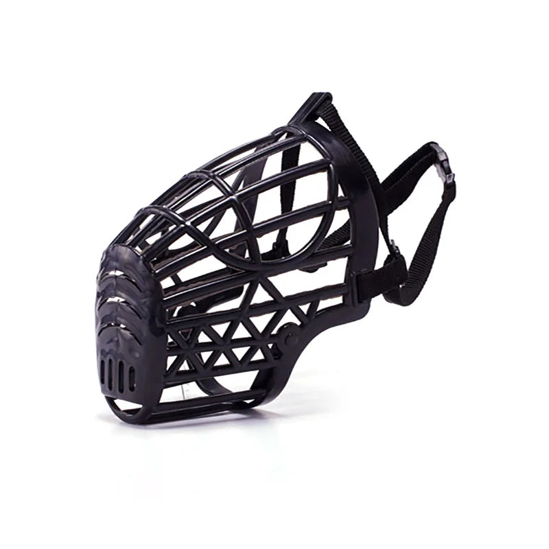 Breathable dog muzzle with comfortable fit