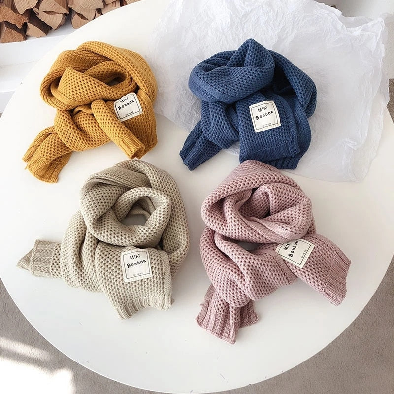 Kids Knit Scarf – Soft and Warming Scarf in Timeless Design