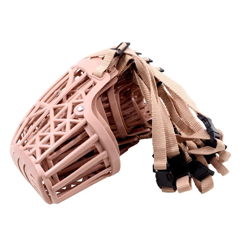 Breathable dog muzzle with comfortable fit