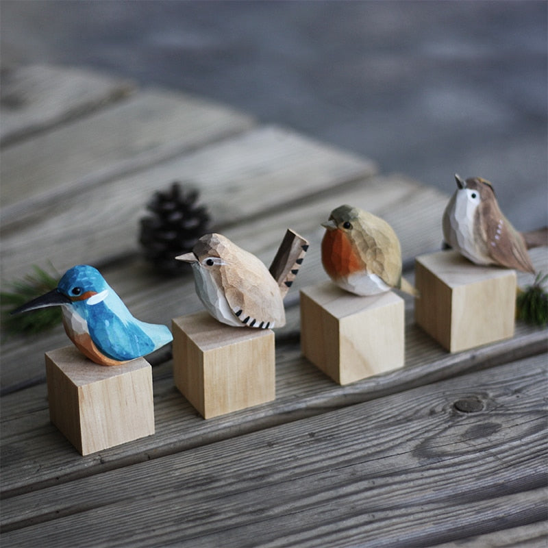 GloRadiance Wooden Bird Figurines – Handmade Interior Decoration