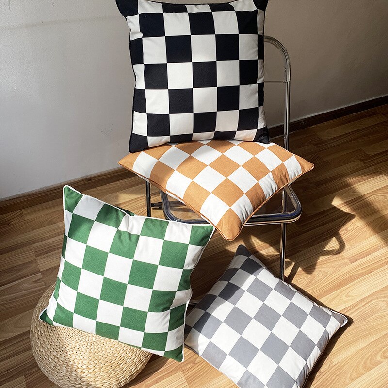 Mattes Checkerboard Pillowcase
