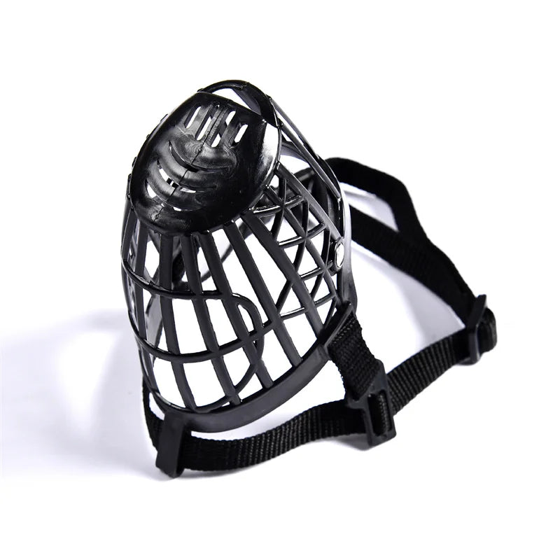 Breathable dog muzzle with comfortable fit