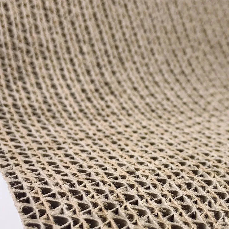 Scratching pad for cats made of corrugated cardboard reversible and furniture-friendly