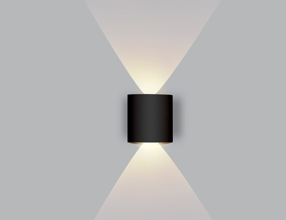 Wall-Ex I Exclusive Wall Lamp