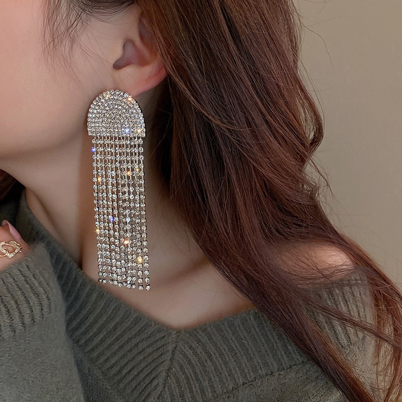 Breathtaking Statement Earrings | Give your Outfit the Perfect Touch