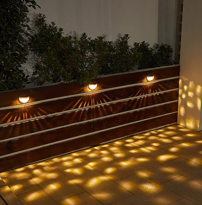 NoirRay – Solar Wall Lamp with Elegant Modern Glow