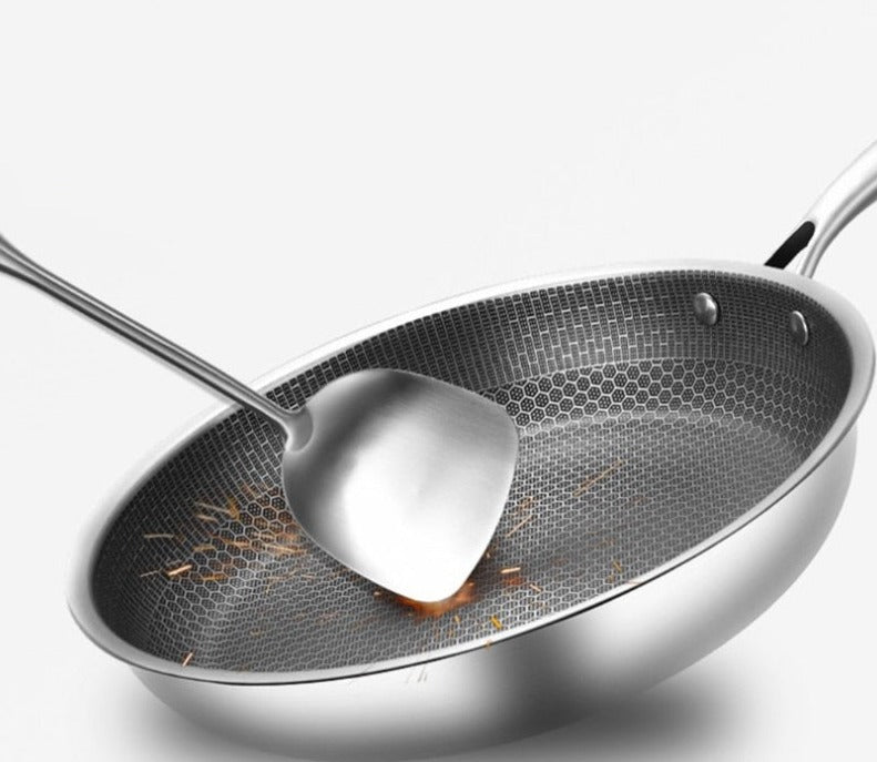 KitchenPro Non-Stick Stainless Steel Frying Pan – Scratch-Resistant & Energy-Efficient