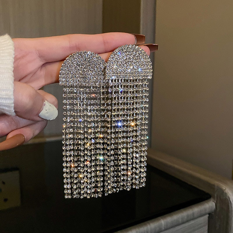 Breathtaking Statement Earrings | Give your Outfit the Perfect Touch