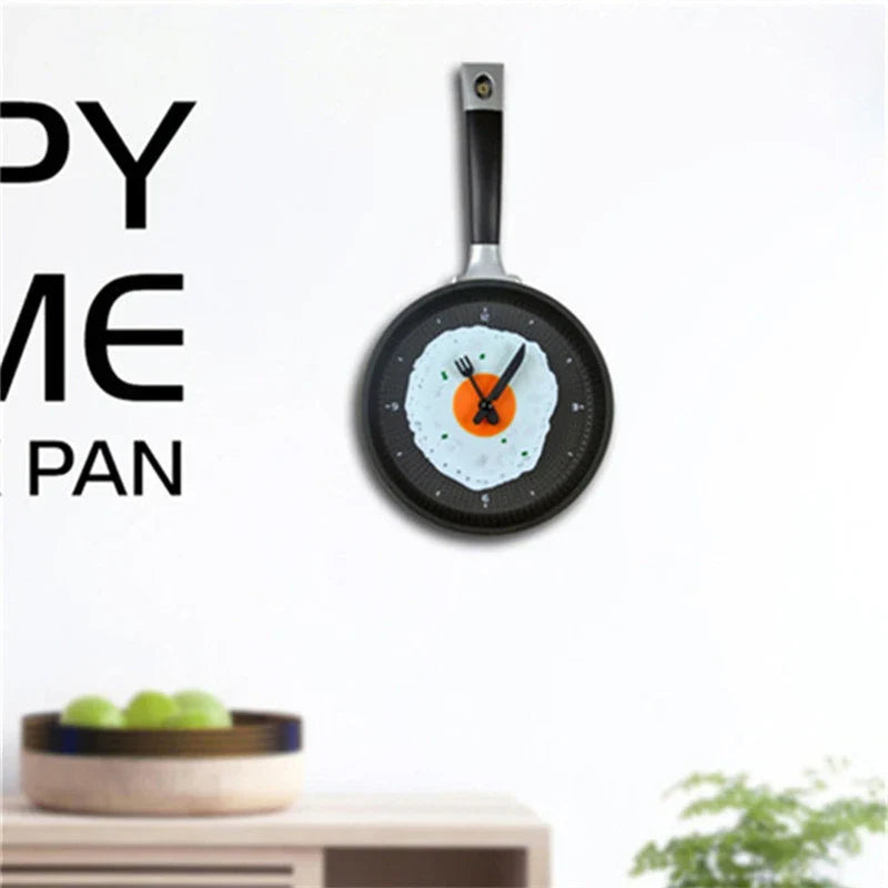 Omelette Pot-Shaped Wall Clock