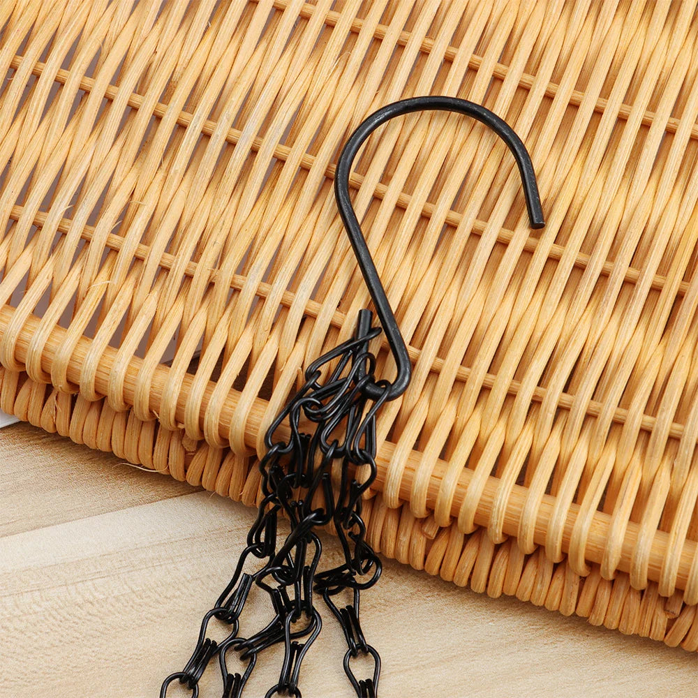 Stable Plant Hangers with Chains – Robust Suspension for Flower Pots and Garden Plants