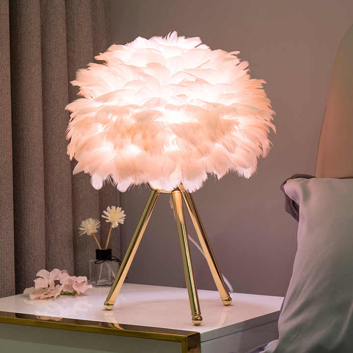 Table Lamp - FeatherLux - Dimmable Light - Elegant Feather Design
