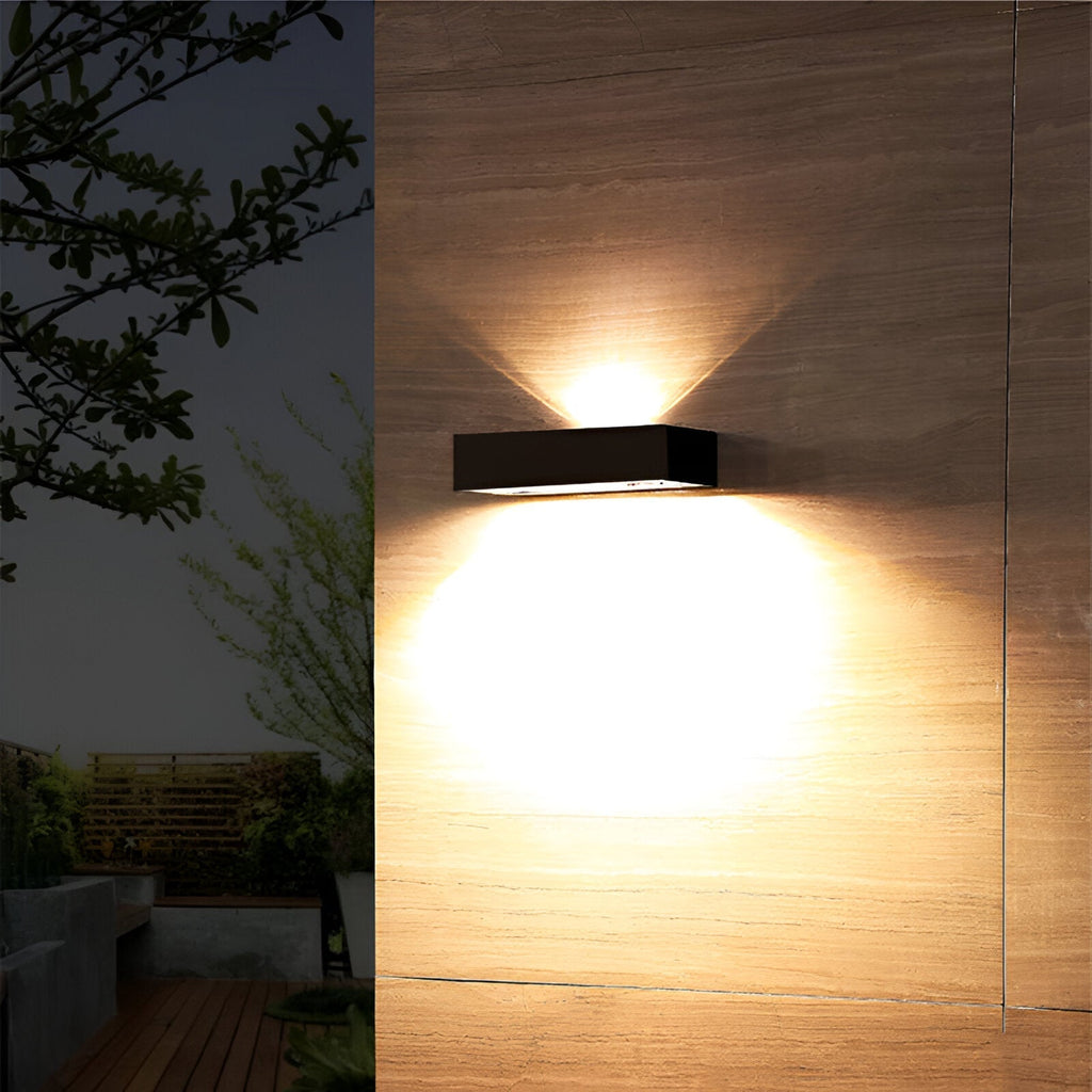 Modern IP65 Waterproof Outdoor Wall Lamp With Sensor