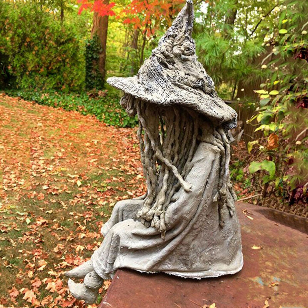 Garden Court Decoration made of Resin