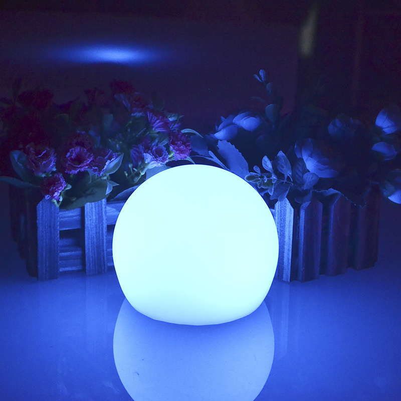 Weatherproof Round LED Garden Light with 16 Colors and Remote Control - Perfect for Garden, Porch & Party