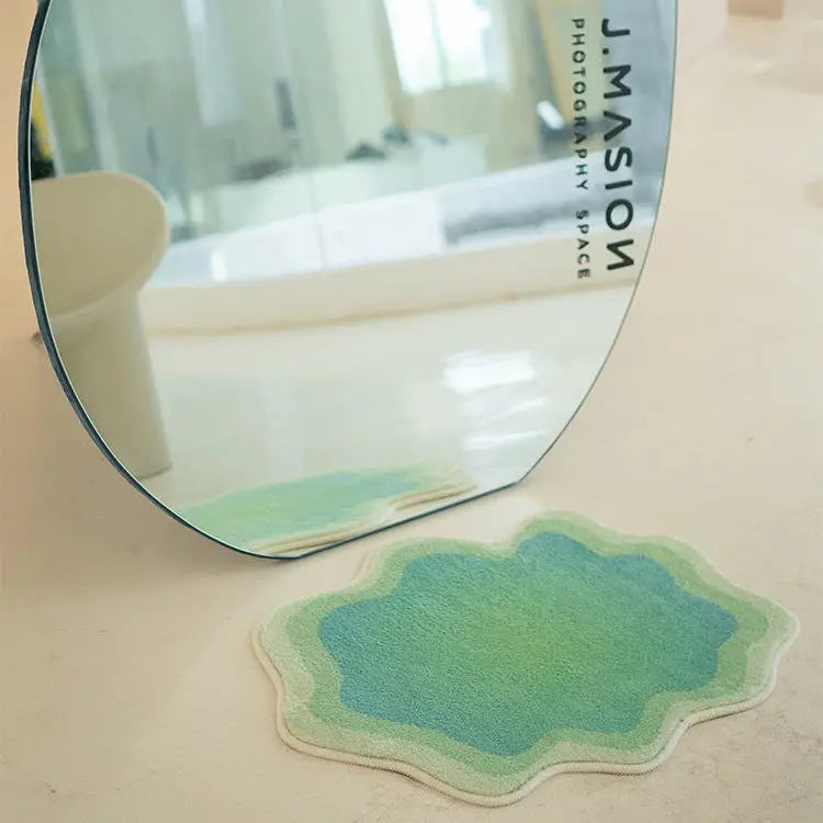 Soft Gradient Wavy Edge Bathroom Mat
