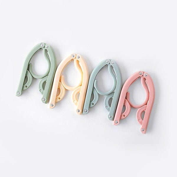 Folding Clothes Hanger