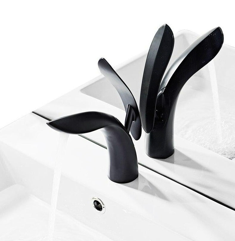 Luxurious modern bathroom faucet