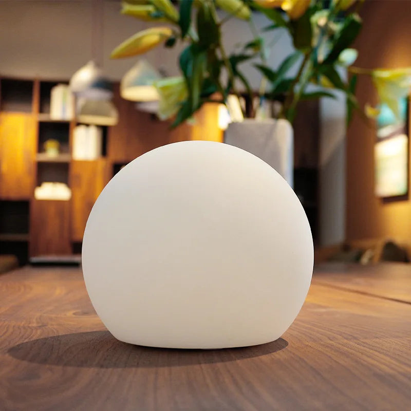 GlowSphere – Table lamp with modern worldly charm