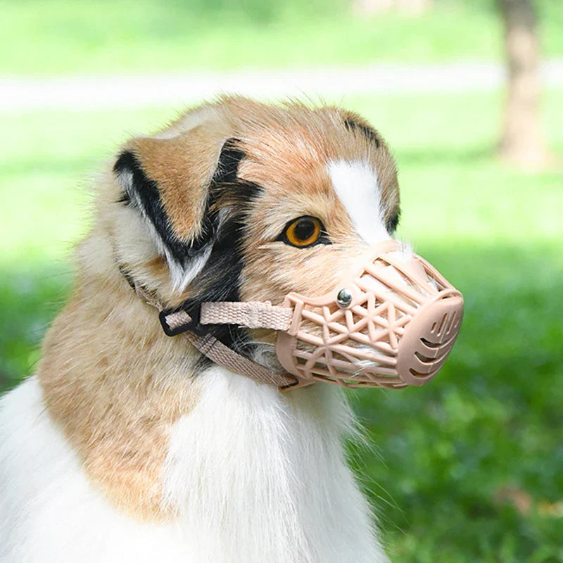 Breathable dog muzzle with comfortable fit