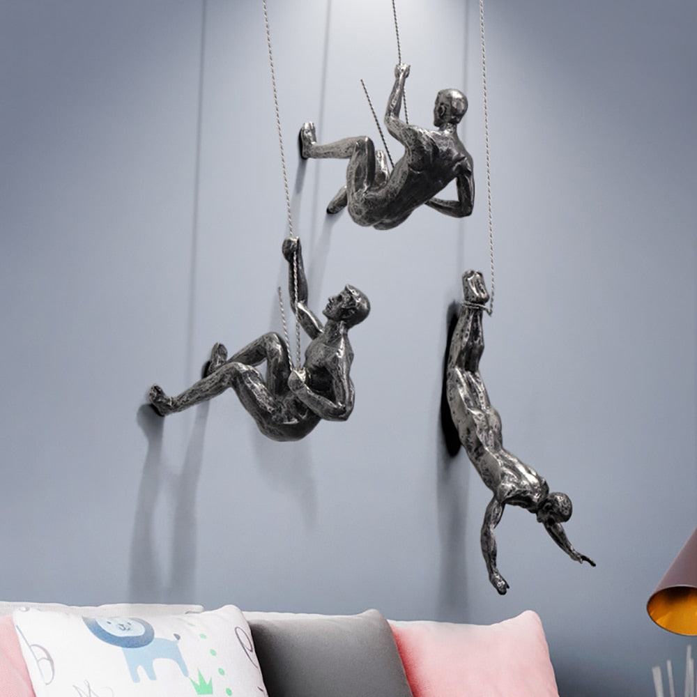 Wall sculpture ClimbArtis | Symbol of strength & growth | Handcrafted from resin & iron wire