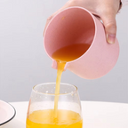 Portable Manual Citrus Juicer - Fresh Juice On-the-Go