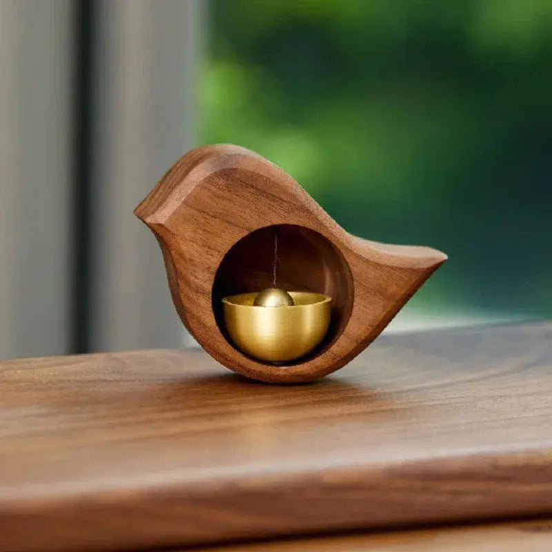 Handmade wooden doorbell with cute bird – Charming and functional decoration