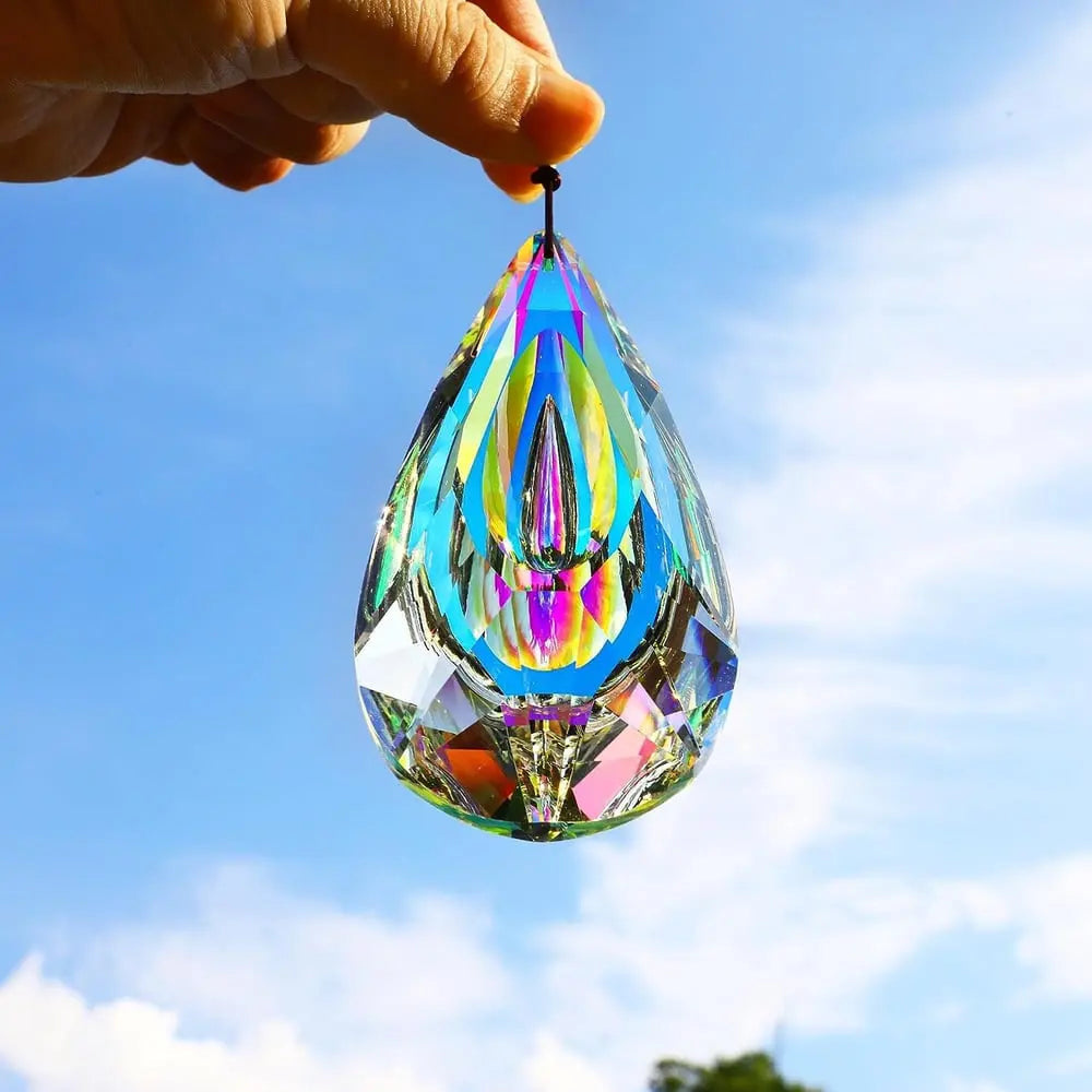 Hanging Crystal Sun Catcher – Fascinating Rainbow Light Effects