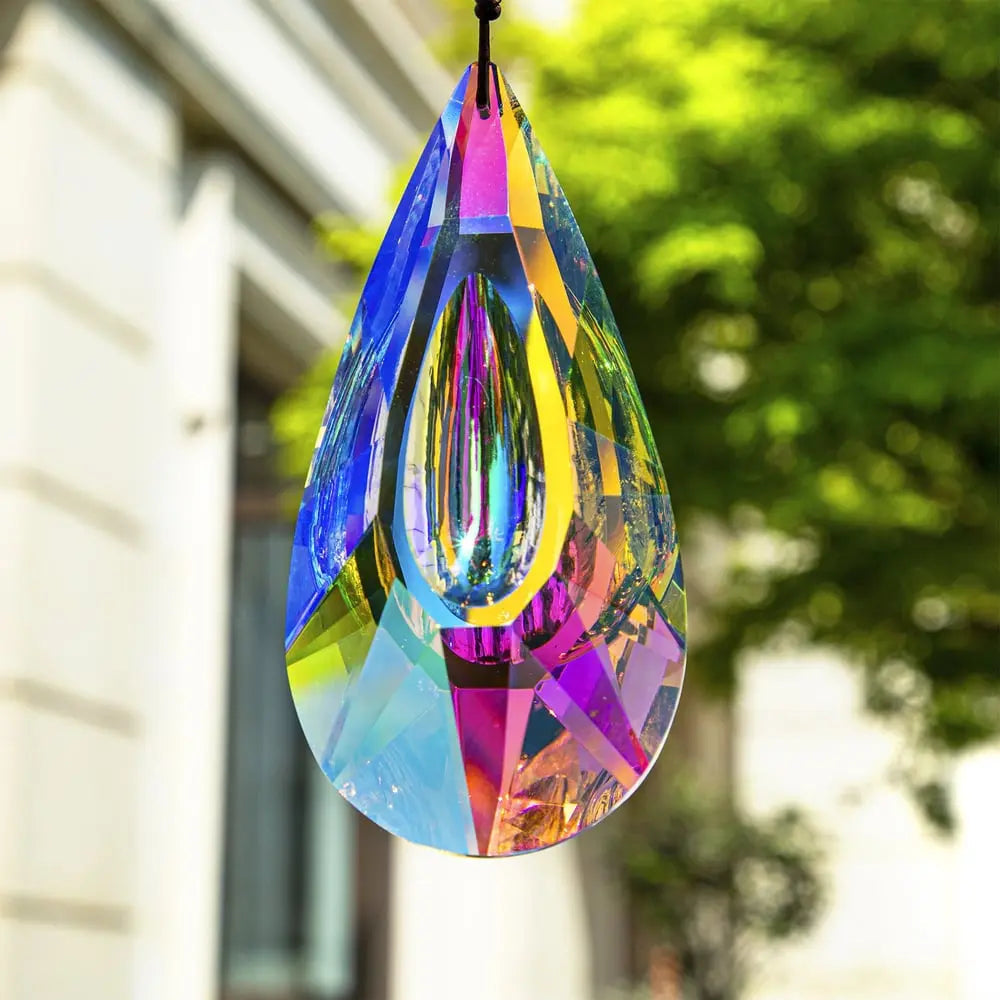 Hanging Crystal Sun Catcher – Fascinating Rainbow Light Effects