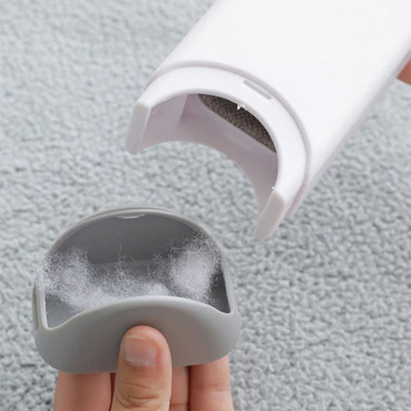 Hair removal brush for clothing