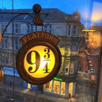 Magical Platform 9¾ Wall Lamp - LumosWall