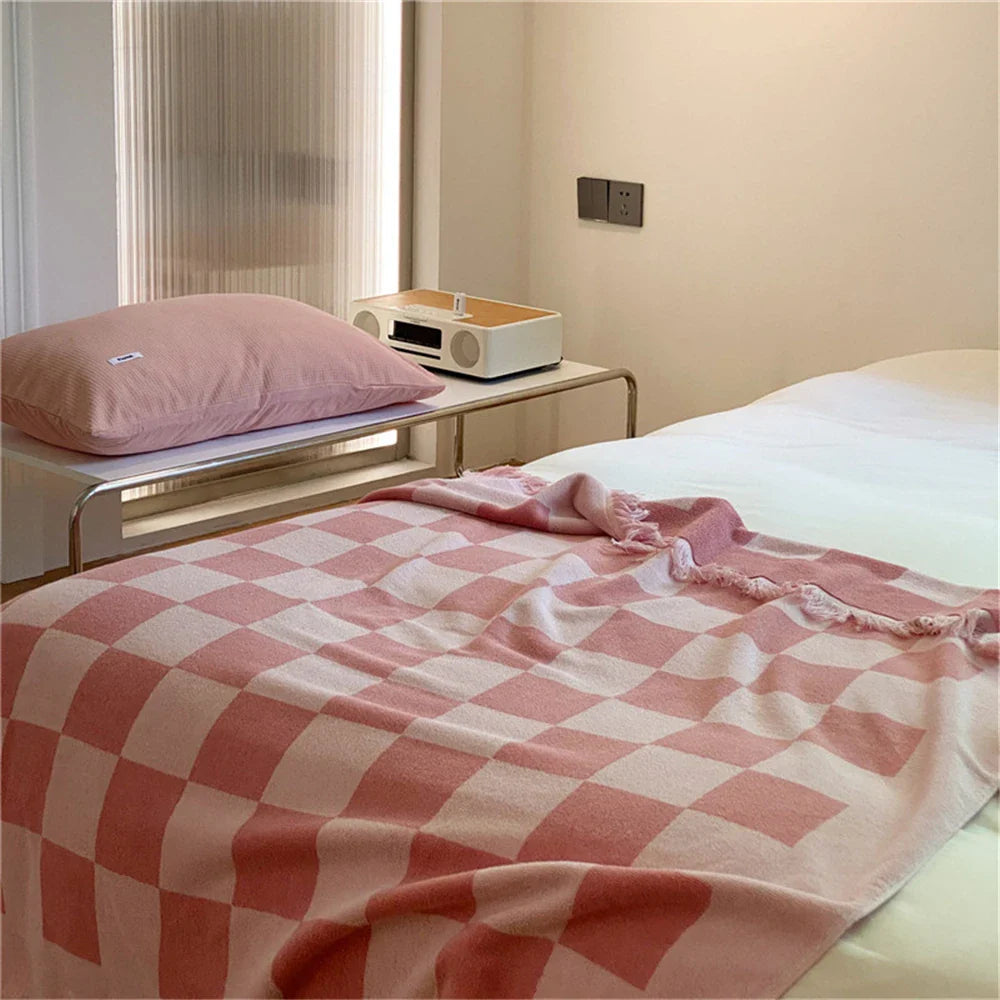 Checkered Single Layer Blanket