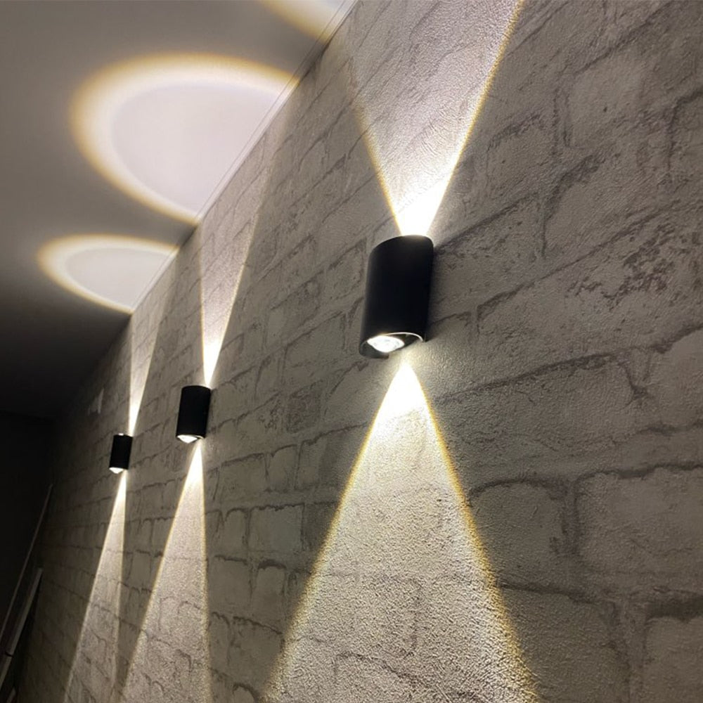 Wall-Ex I Exclusive Wall Lamp