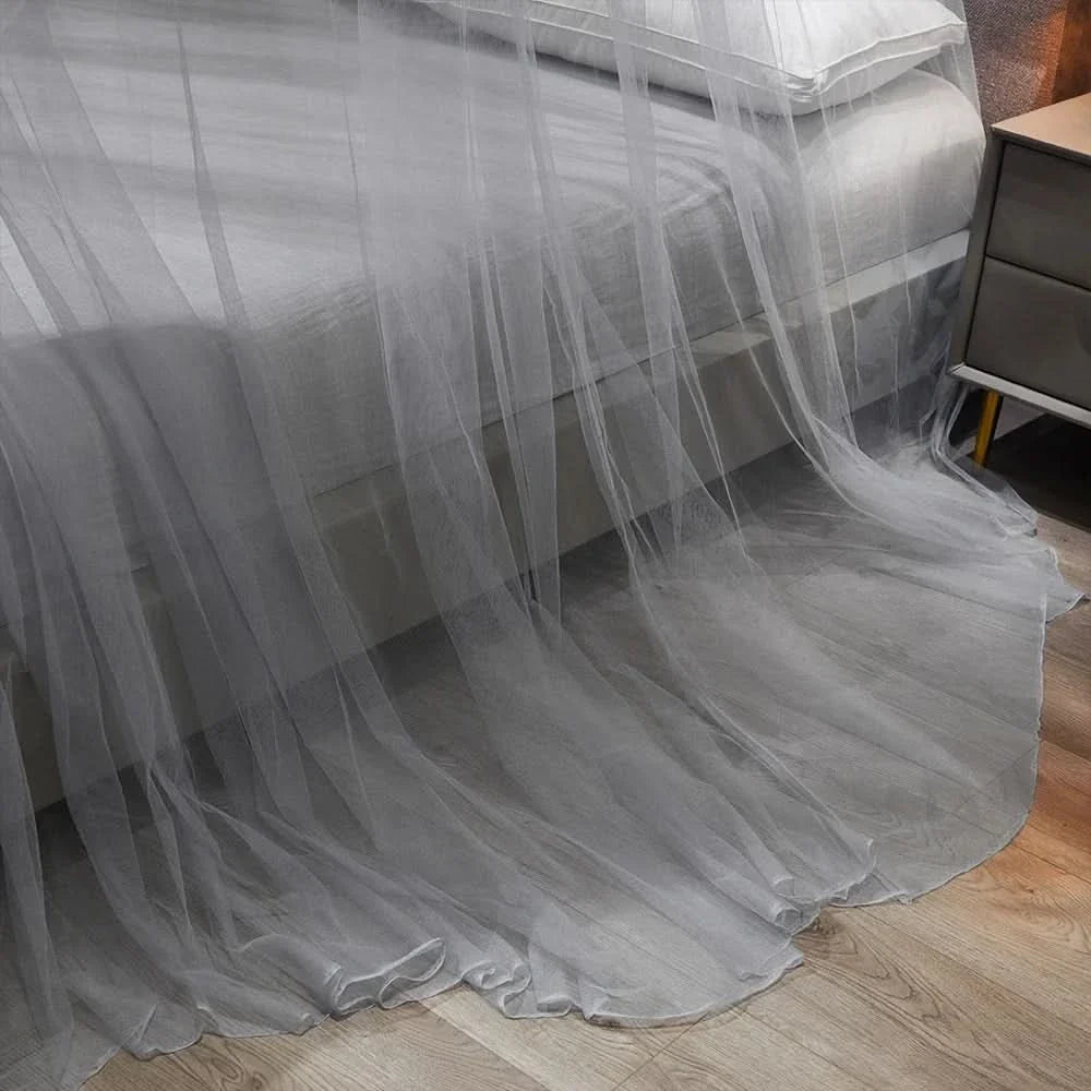 Foldable insect net for bedroom and camping, ideal as mosquito net for double bed & outdoor