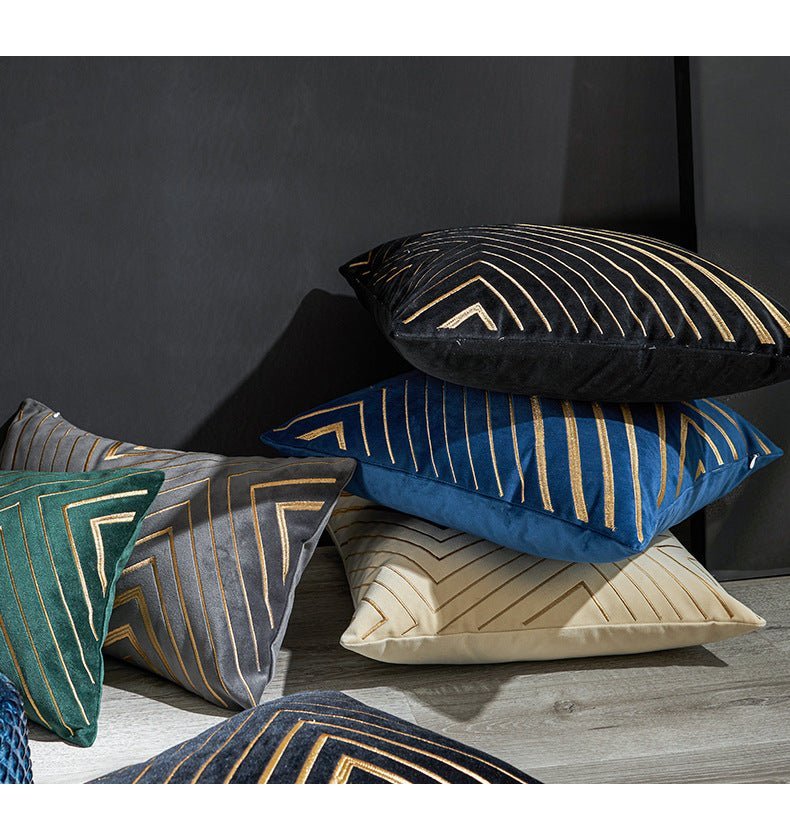 Luxurious geometric cushions - Elegance for the living room and the bedroom